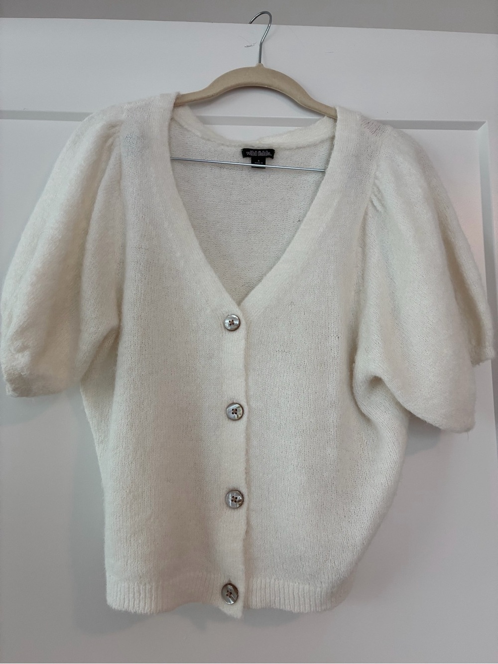 Wilfred Cream V-Neck Short Sleeve Button Cardigan